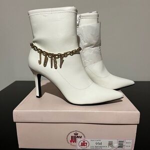 Juicy J-Lacey White Ankle Boots Size US 9